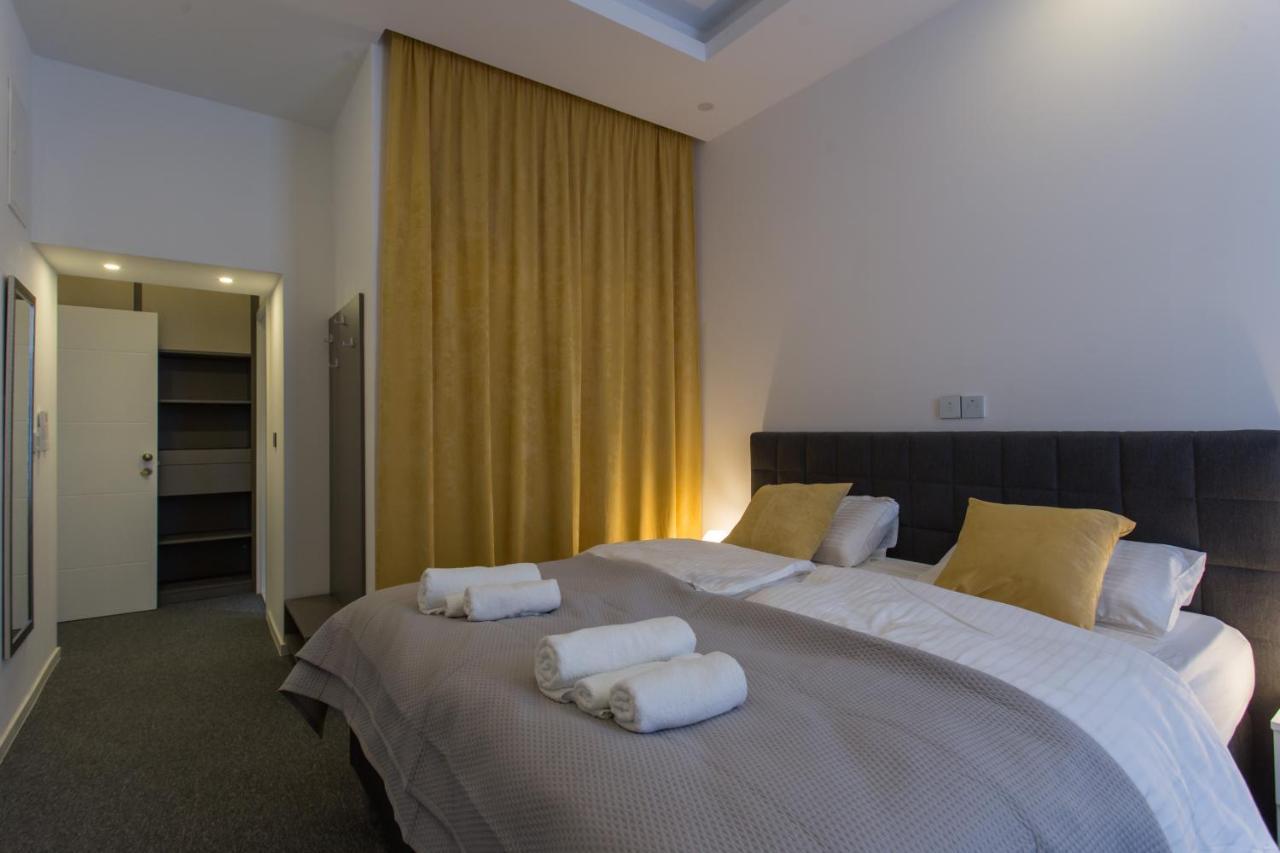 Elenas Rooms & Apartment Загреб Екстериор снимка