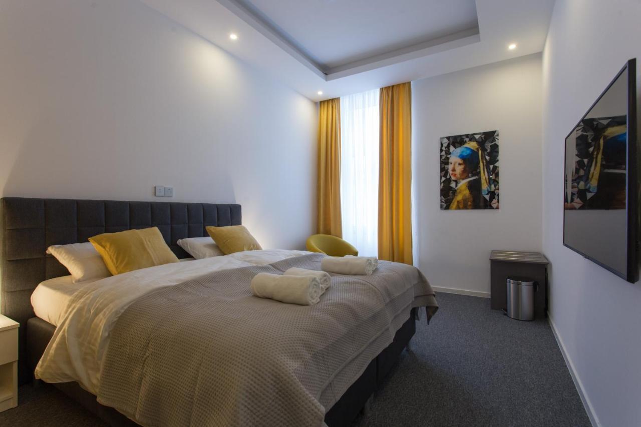 Elenas Rooms & Apartment Загреб Екстериор снимка