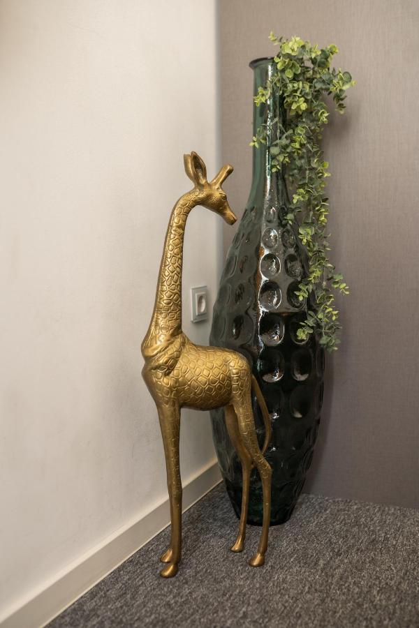 Elenas Rooms & Apartment Загреб Екстериор снимка