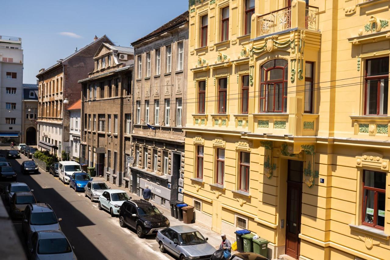 Elenas Rooms & Apartment Загреб Екстериор снимка